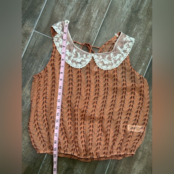 Forever 21 Pink and White Cropped Embellished Blouse - Picture 8 of 8